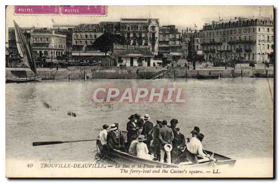 Trouville-Deauville — Le Bac et la Place du Casino — LL.