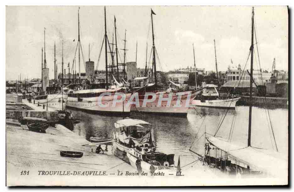 CPA Trouville Deauville Le Bassin des Yachts Bateaux