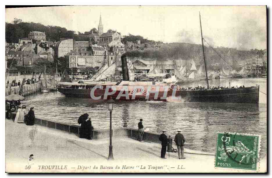 CPA Trouville Depart du Bateau du Havre La Touques
