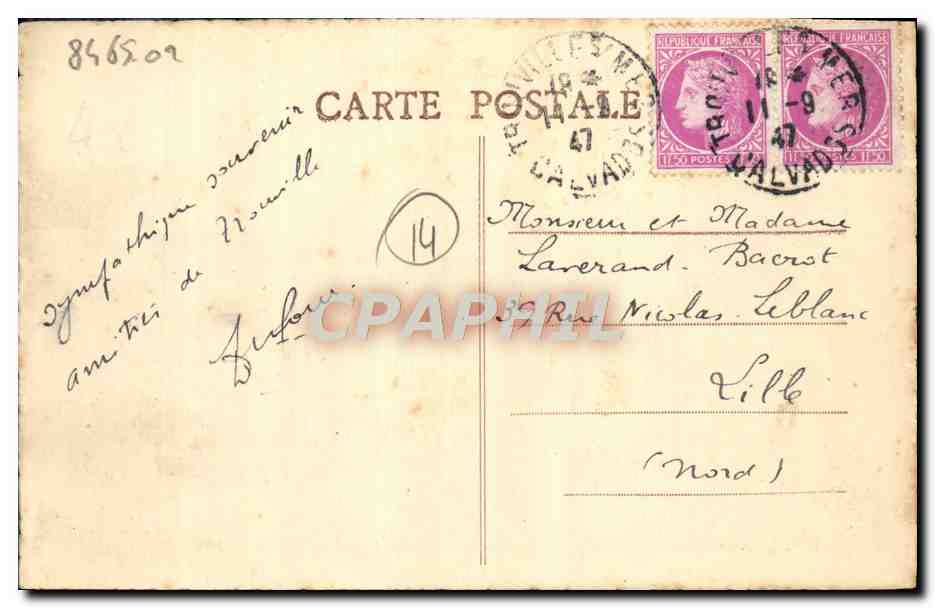 CPA Trouville Reine Des Plages Le Casino et la place  — Rückseite