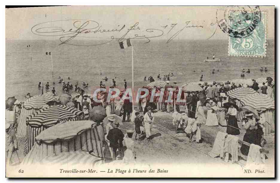 CPA Trouville La Plage a L'Heure des Bains