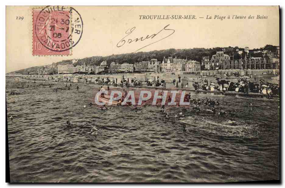 CPA Trouville Sur Mer La Plage a L'Heure des Bains