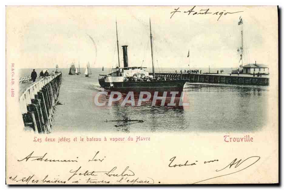 CPA Trouville Sur Mer Les deux jetees et le bateau a vapeur du Havre 