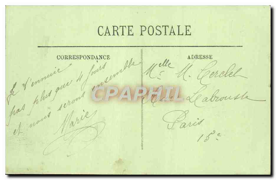 CPA Trouville L'Augustin normand sortant du port — Verso