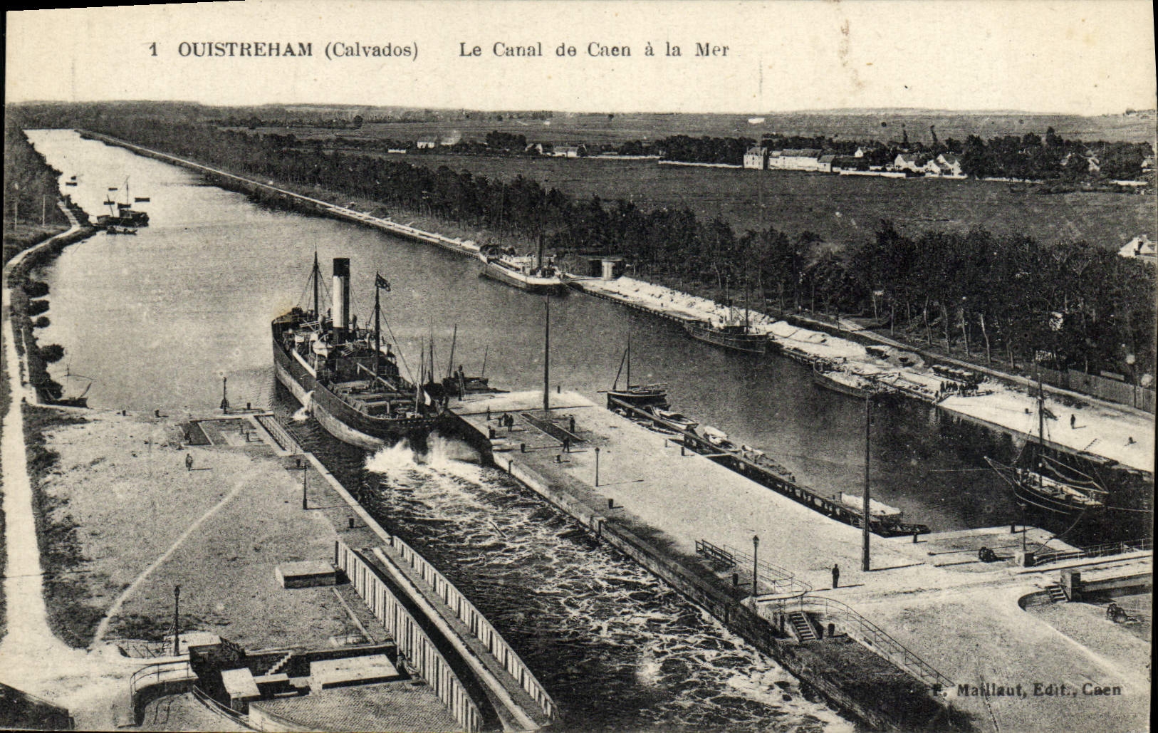 Ouistreham (Calvados) — Le Canal de Caen à la Mer — E. Maillaut, Edit. Caen
