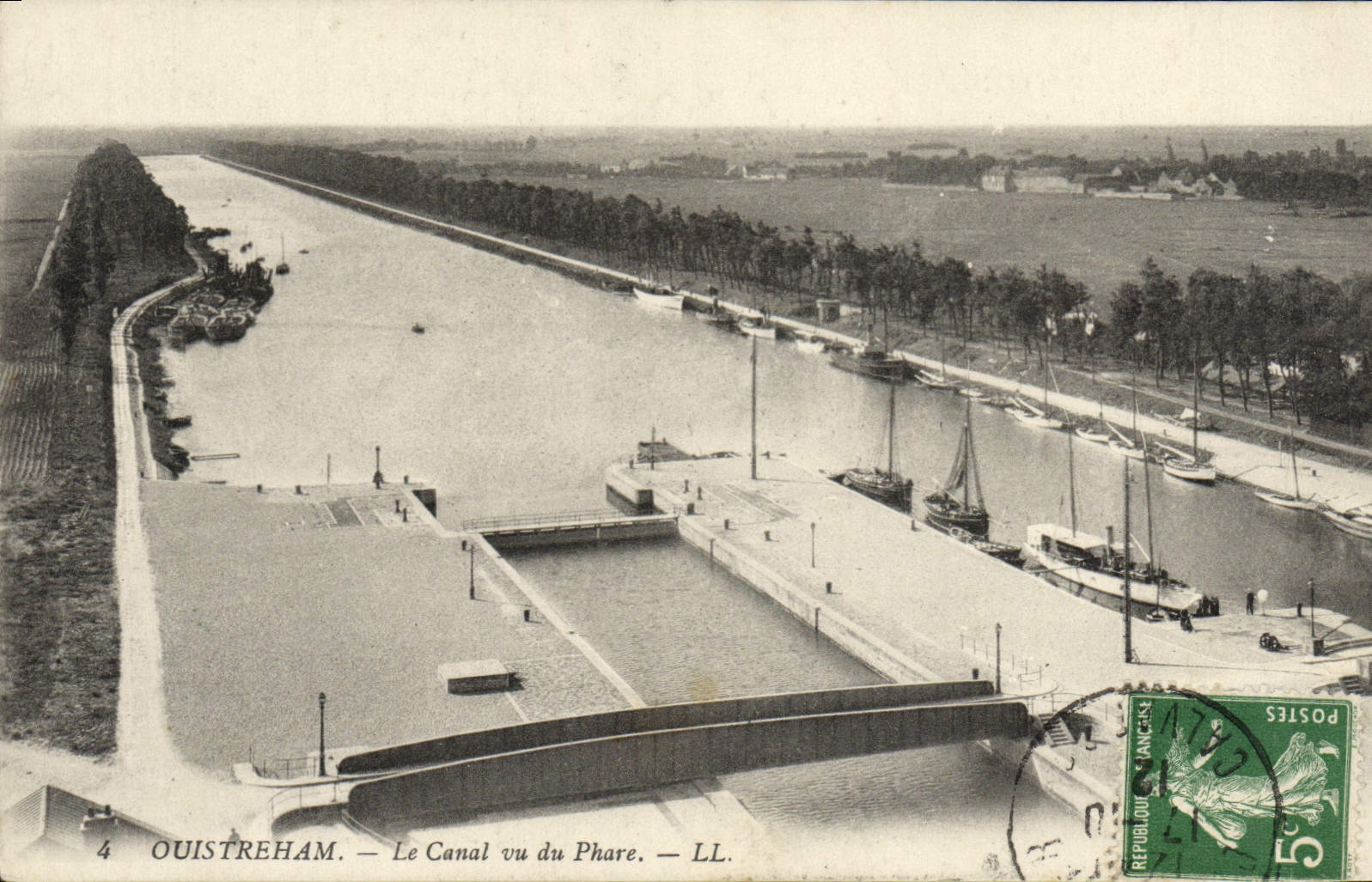 Ouistreham — Le Canal vu du Phare — LL