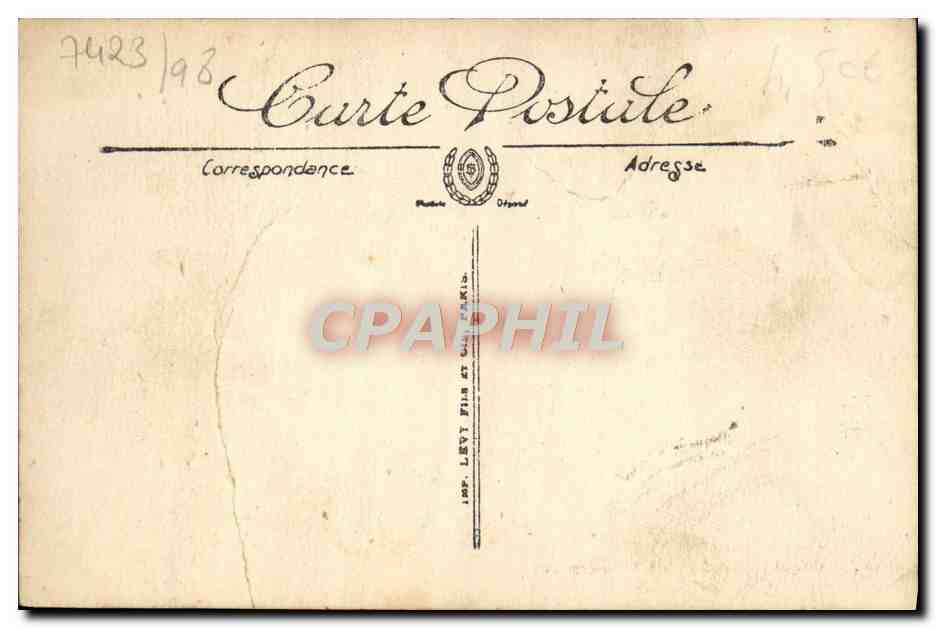 CPA Ouistreham Le monument aux morts Militaria — Verso