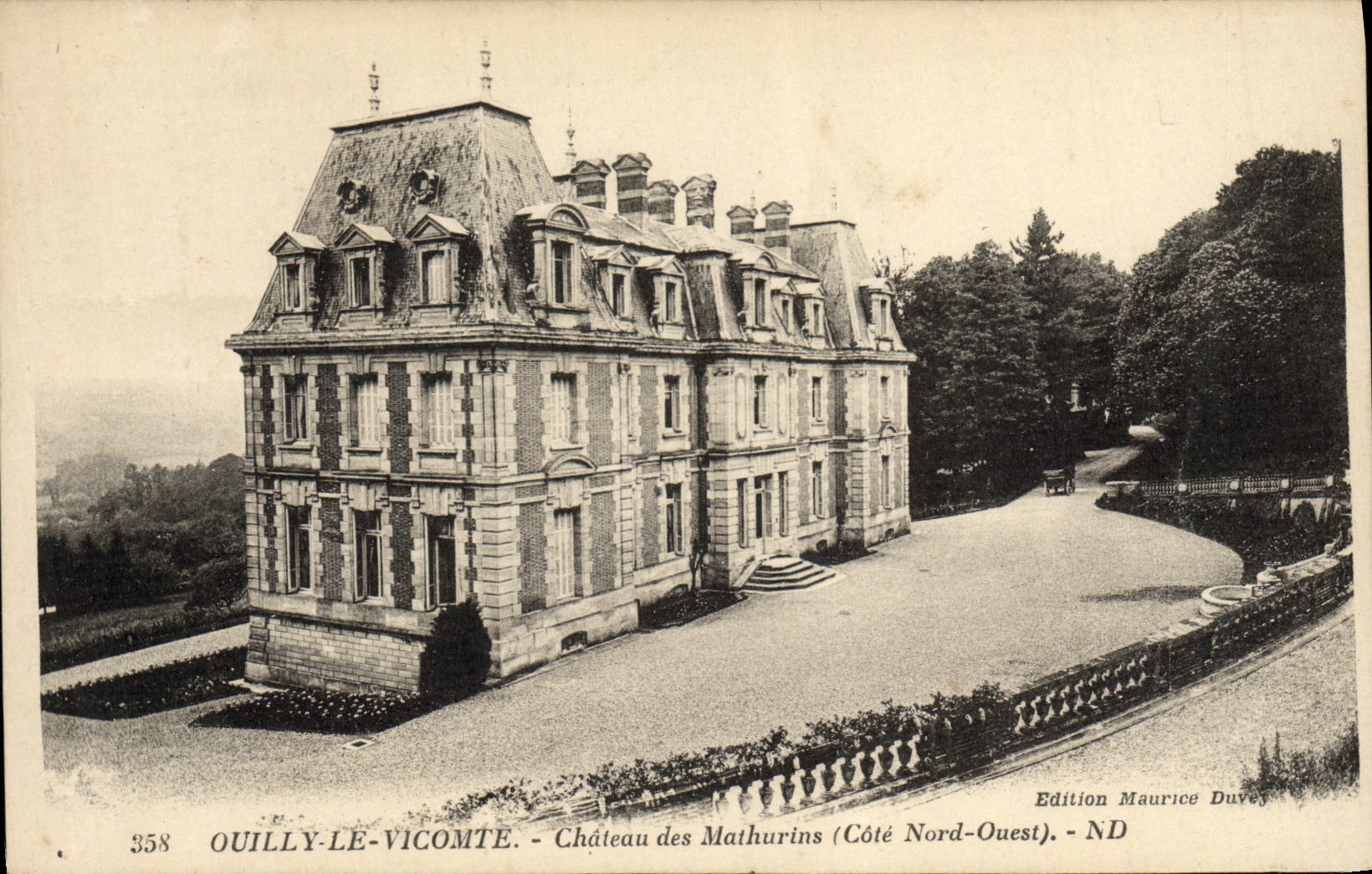 Ouilly-le-Vicomte — Château des Mathurins (Côté Nord-Ouest) — Édition Maurice Duves - Recto