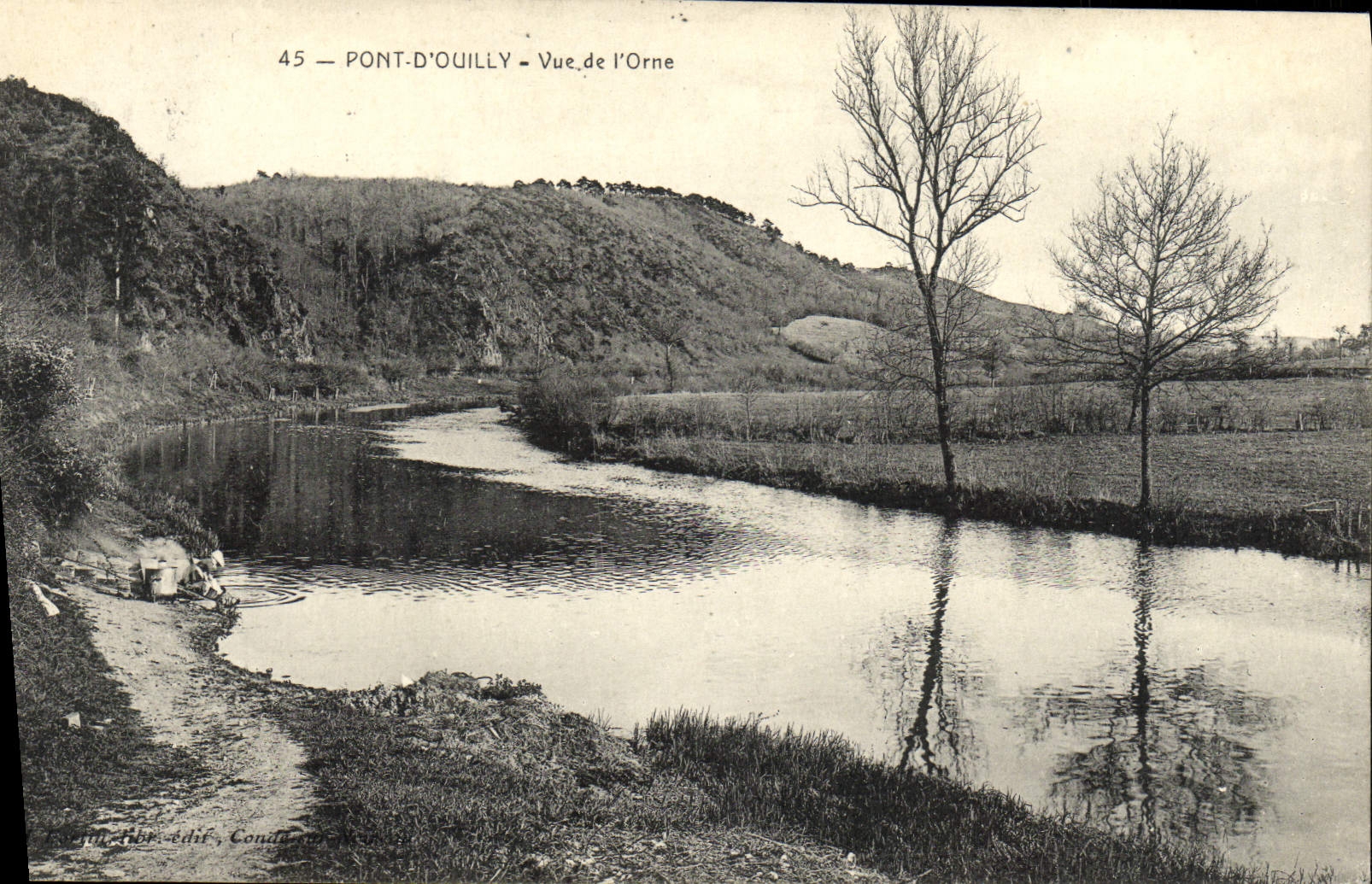 CPA Pont d'Ouilly vue de l'orne Lavandiere 