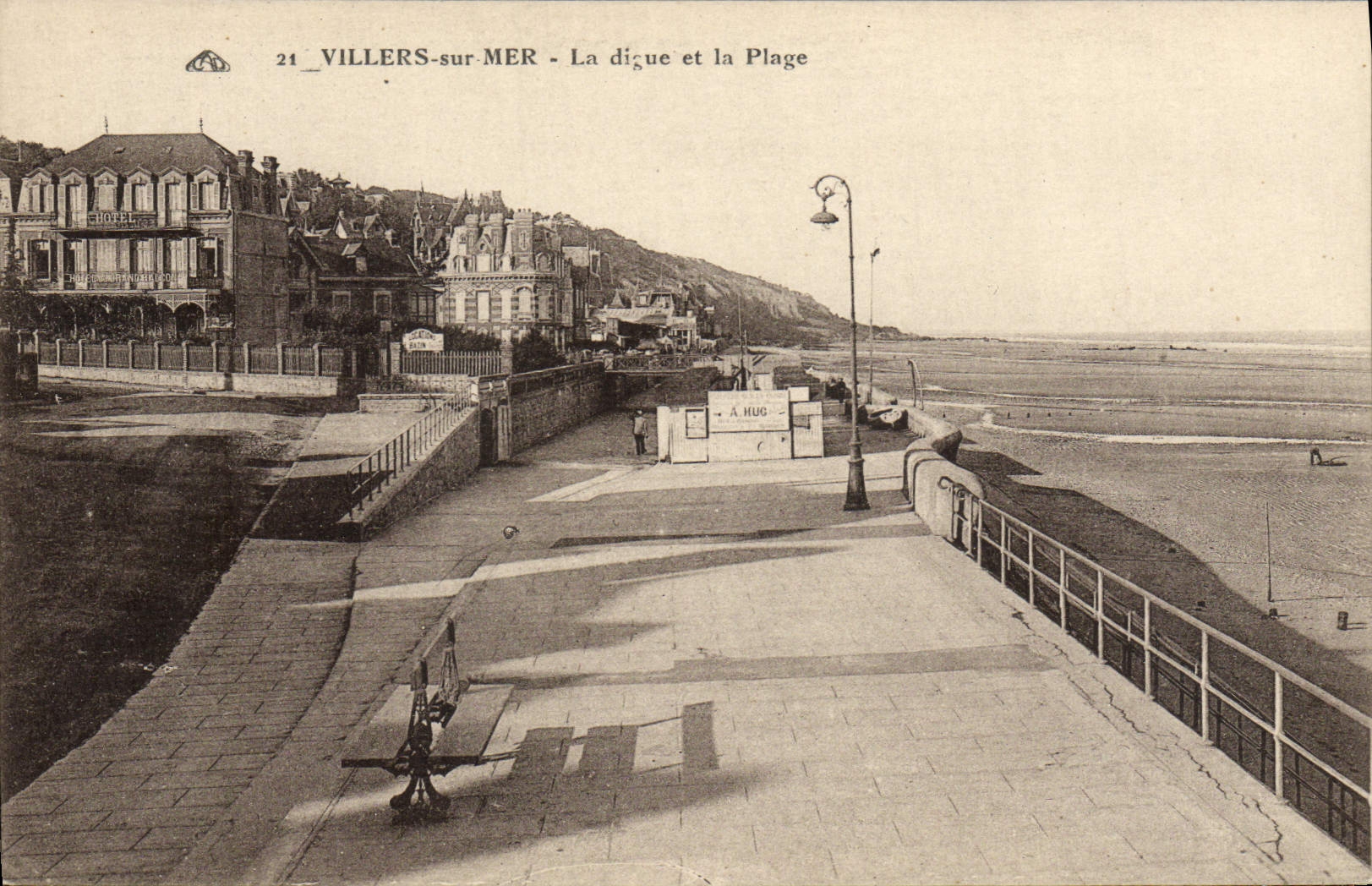 Villers-sur-Mer — Die Mole und die Strandpromenade — Verlag Hug, Nr. 21