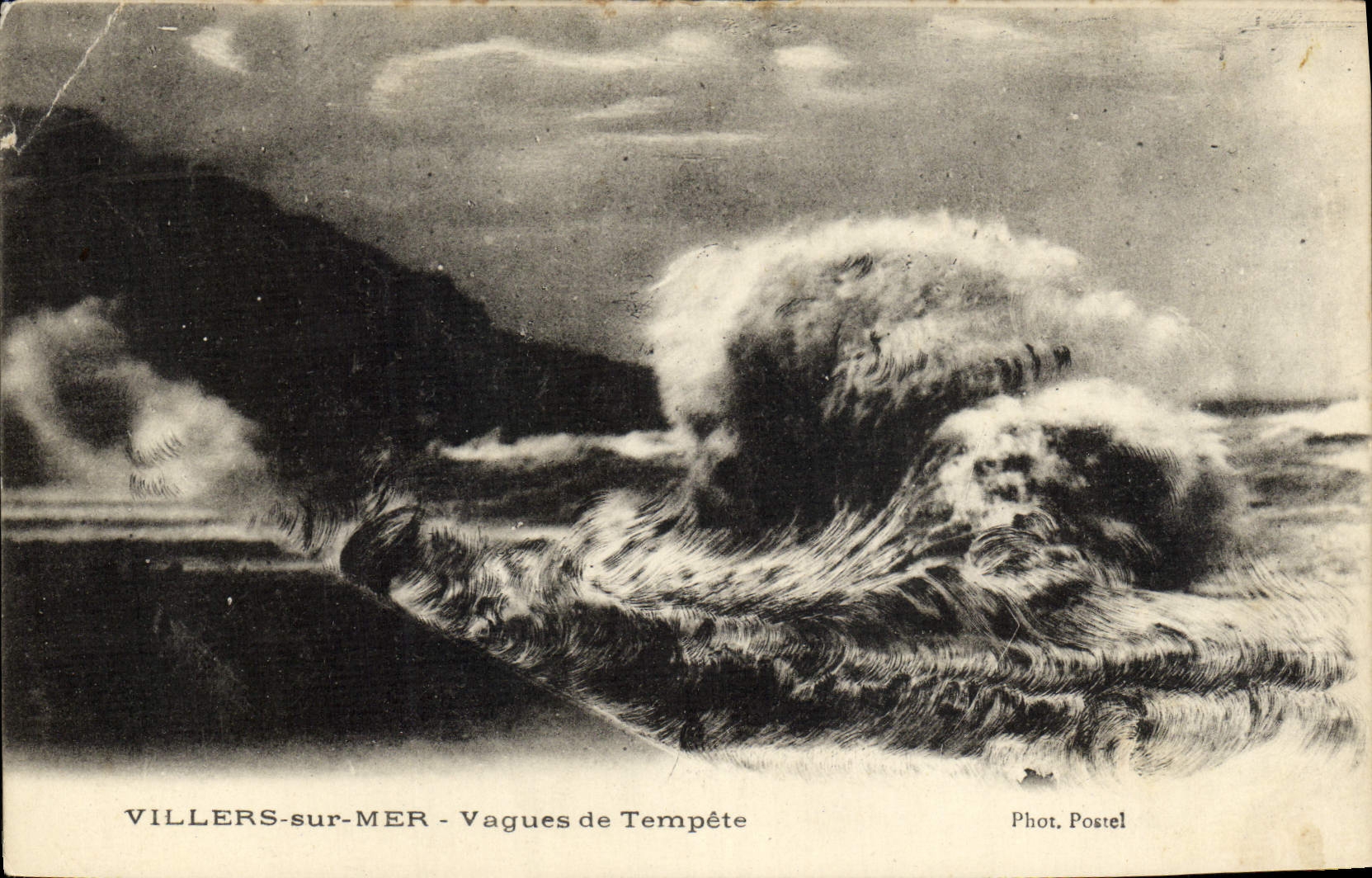 Villers-sur-Mer — Sturmwellen — Phot. Postel