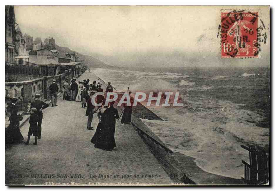 Villers-sur-Mer — La Digue un jour de Tempête — ND Phot.