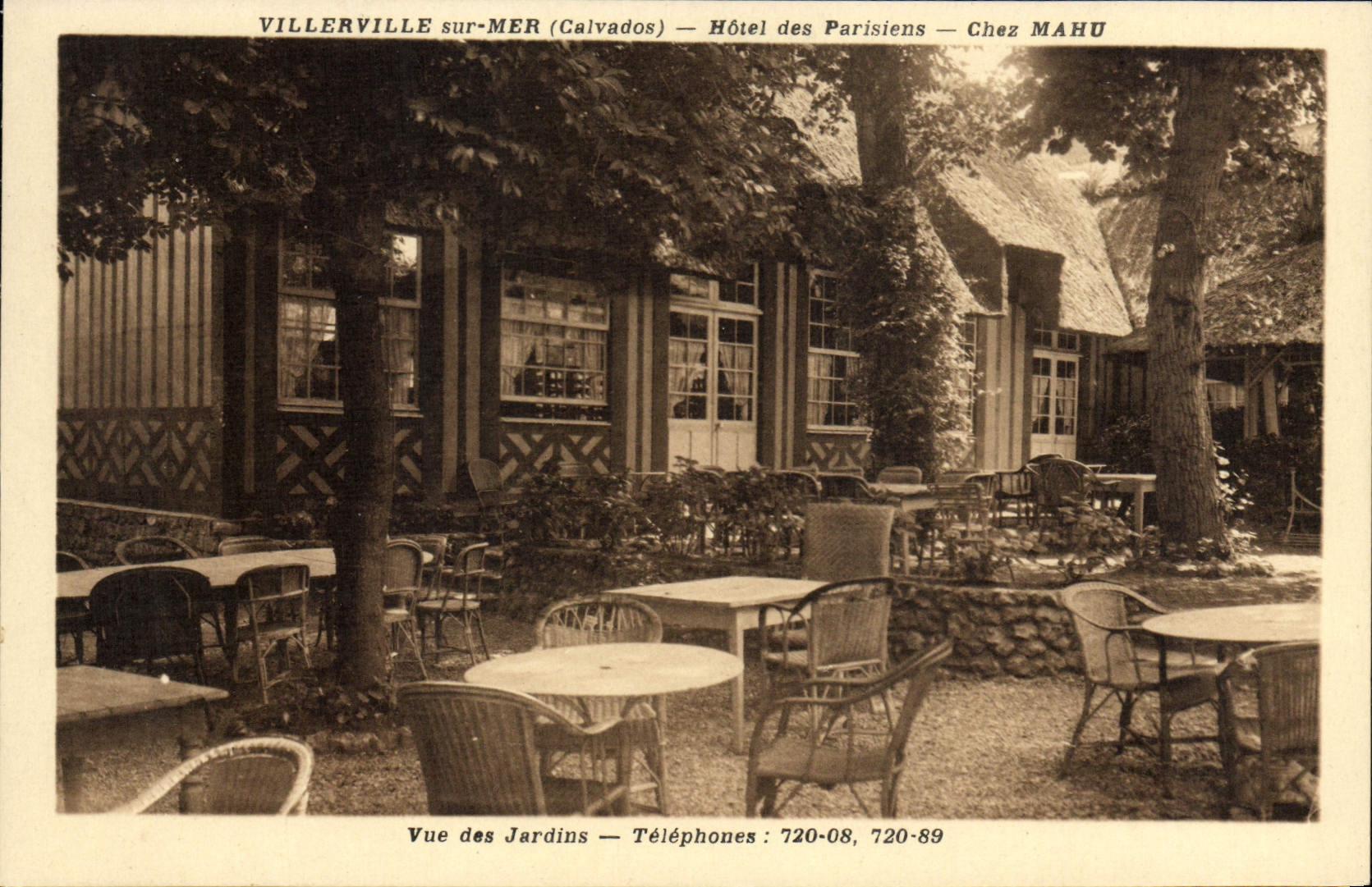Villerville sur-Mer (Calvados) — Hôtel des Parisiens — Chez MAHU — Vue des Jardins