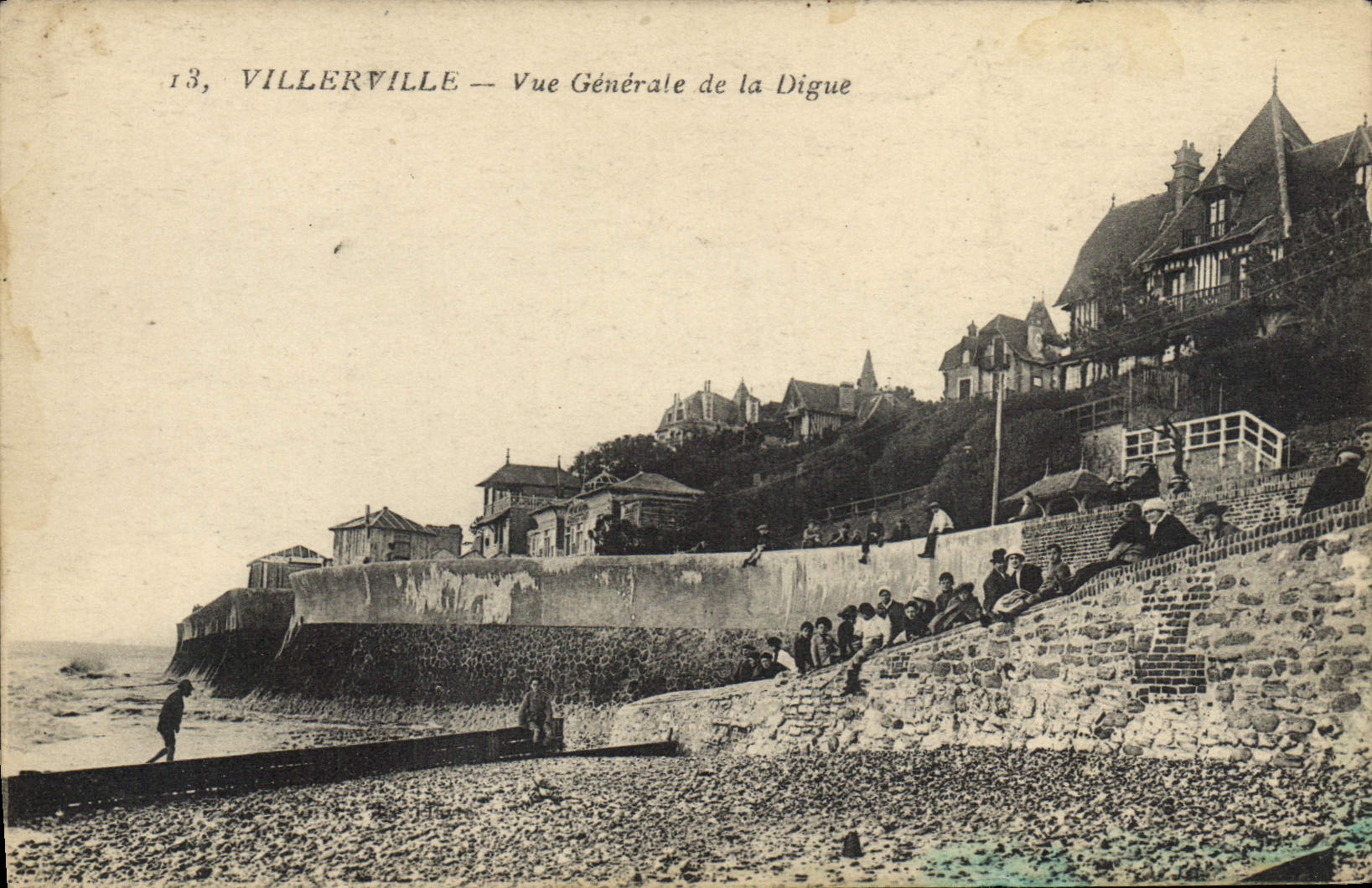 CPA Villerville Vue Generale de la Digue