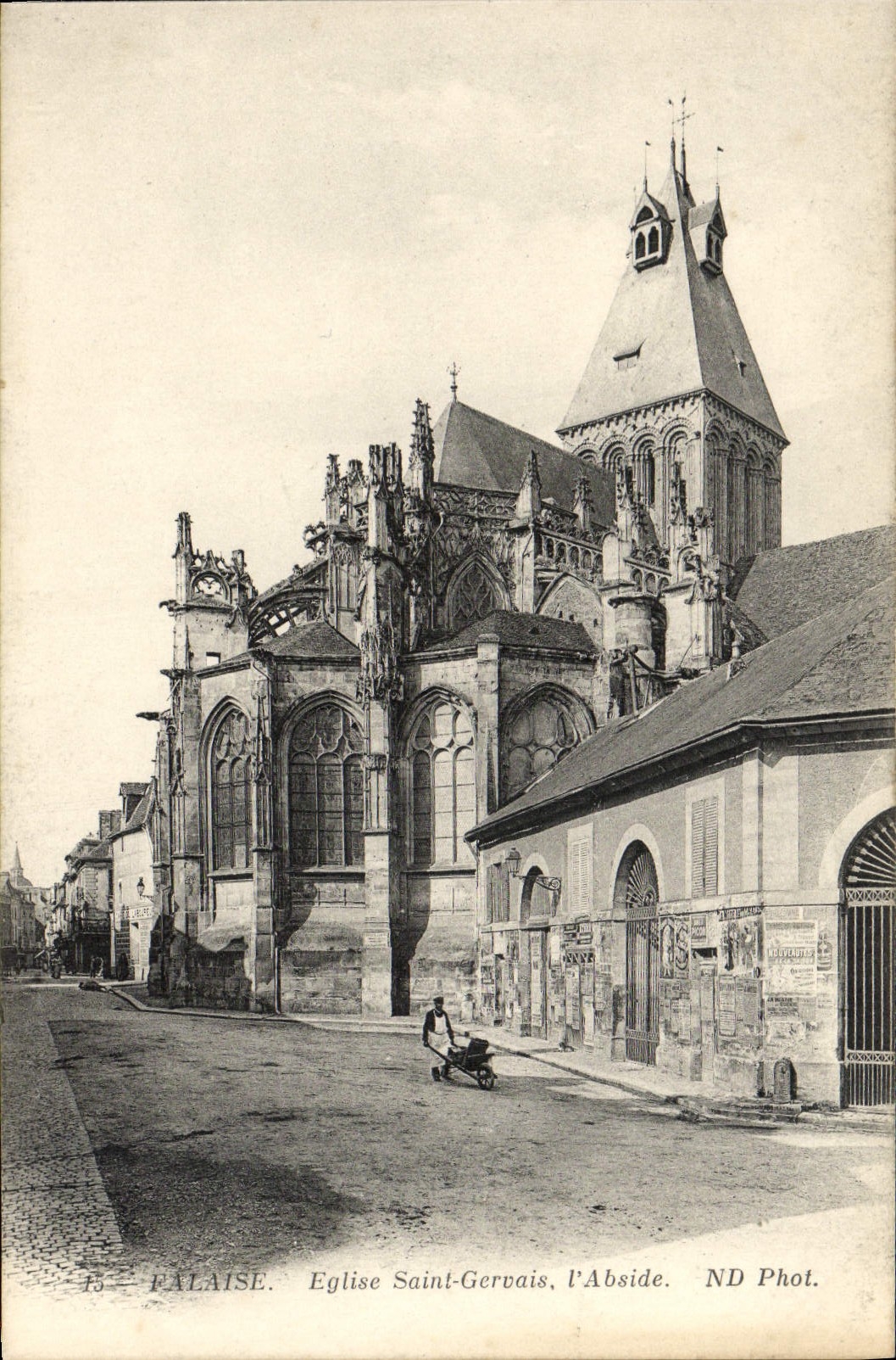 Palaise. Église Saint-Gervais, l'Abside — ND Phot.