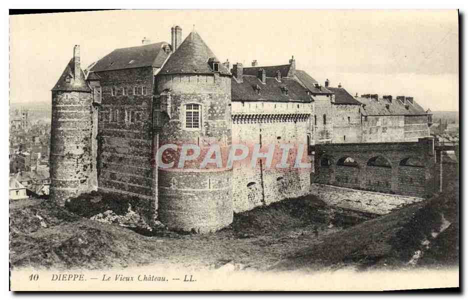 CPA Dieppe Le Vieux Chateau 