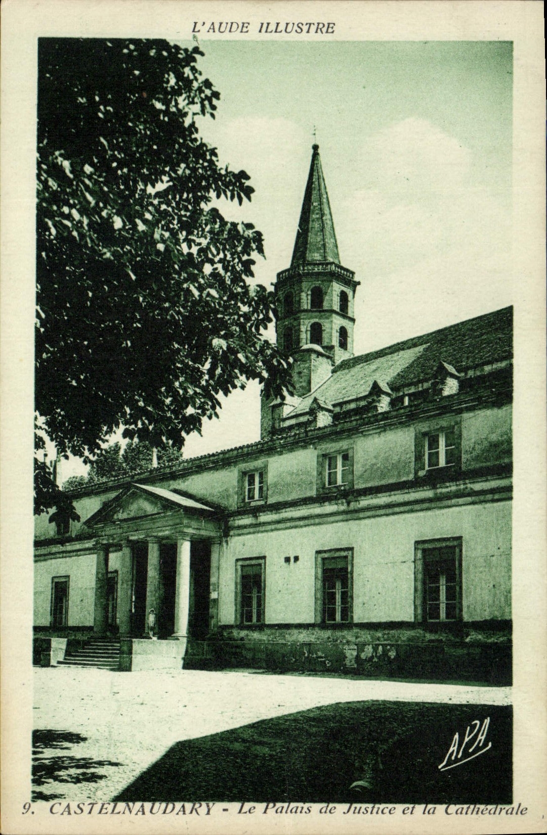 CPA L'Aude illustre Castelnaudary le palais de justice et la cathedrale