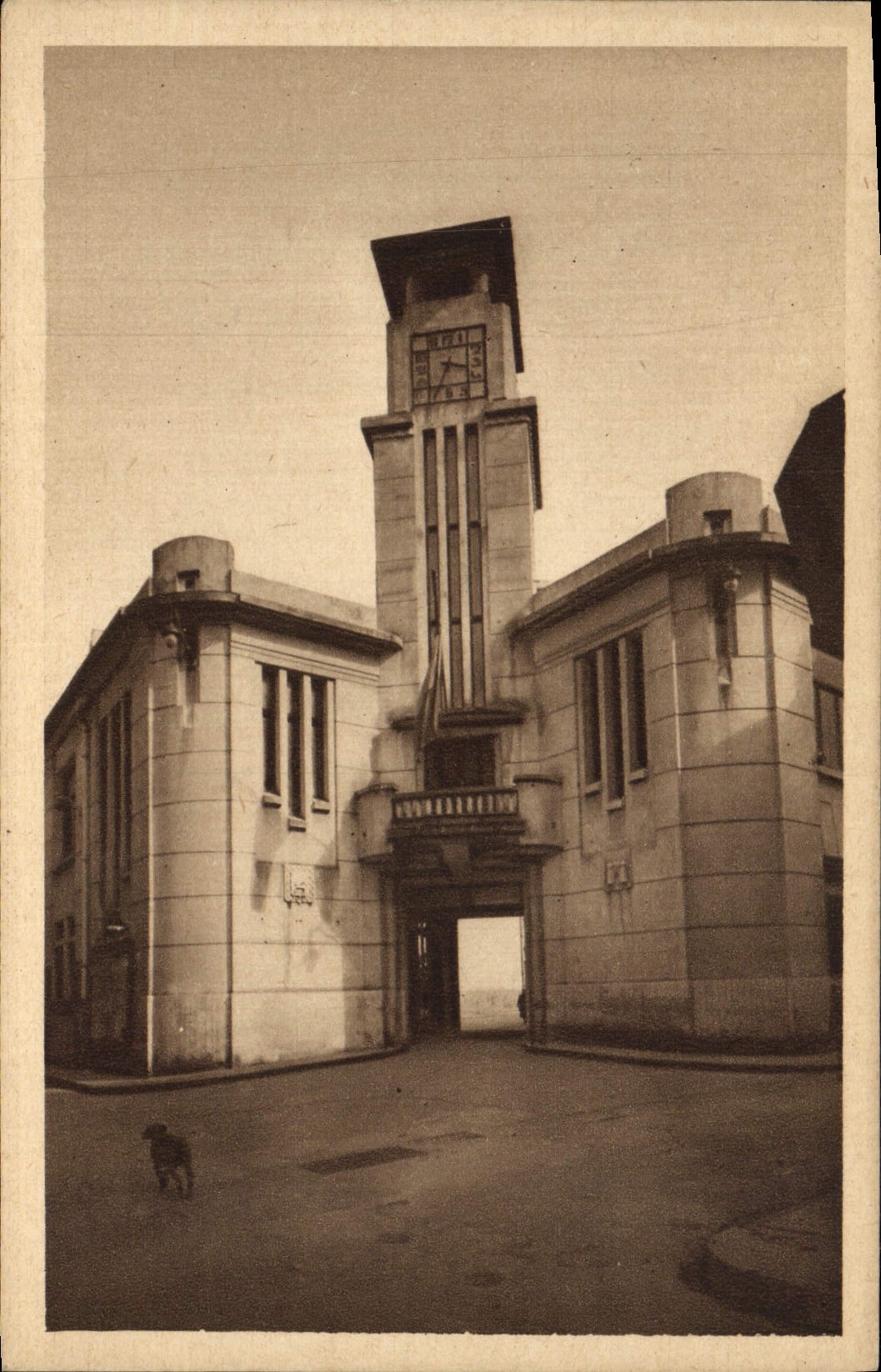CPA Carcasonne La mairie