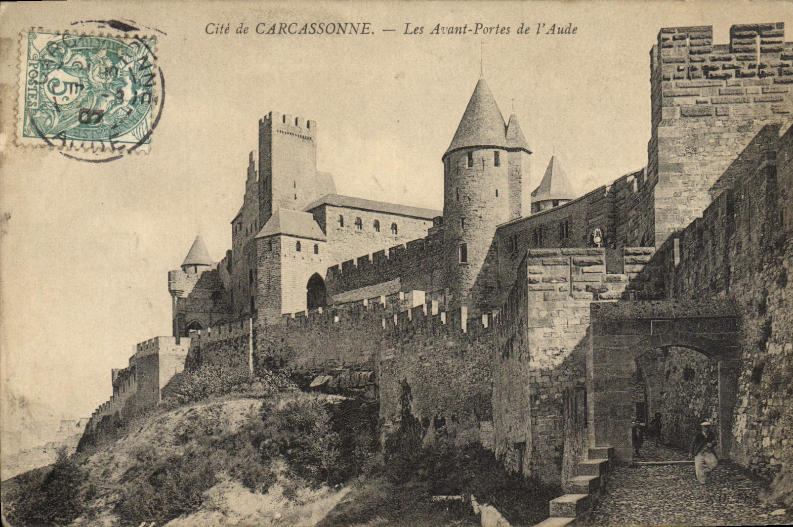 CPA Cite de Carcassonne Les Avant portes de l'Aude