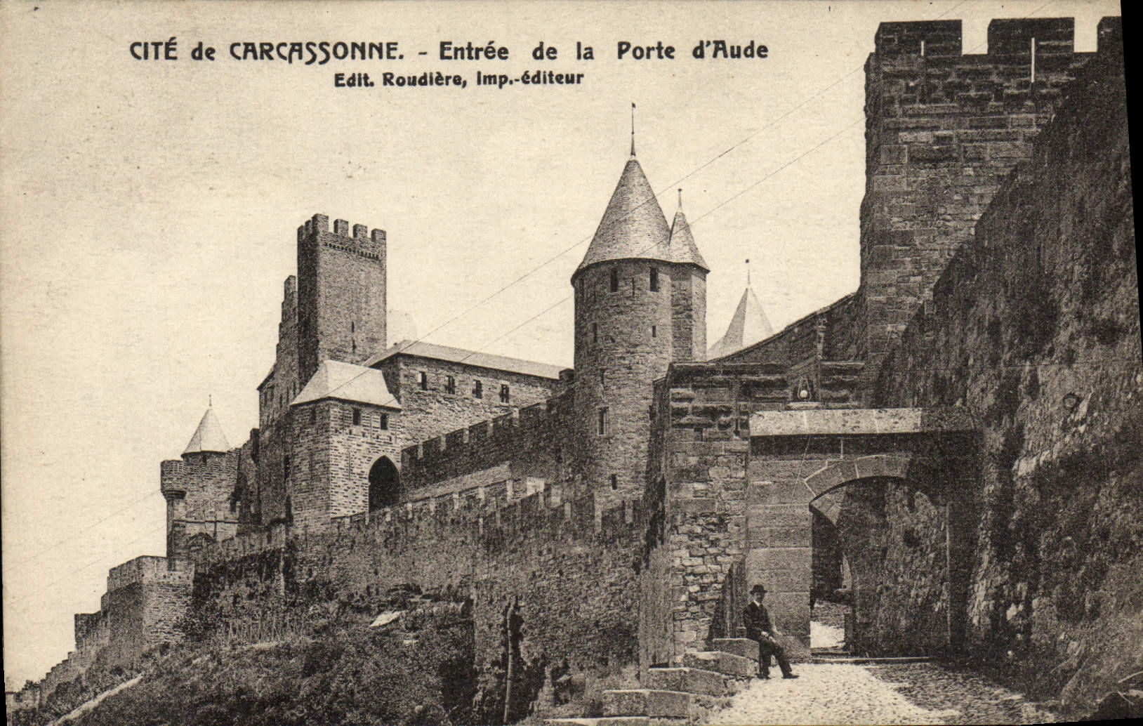 CPA Cite de Carcassonne entree de la porte d'aude