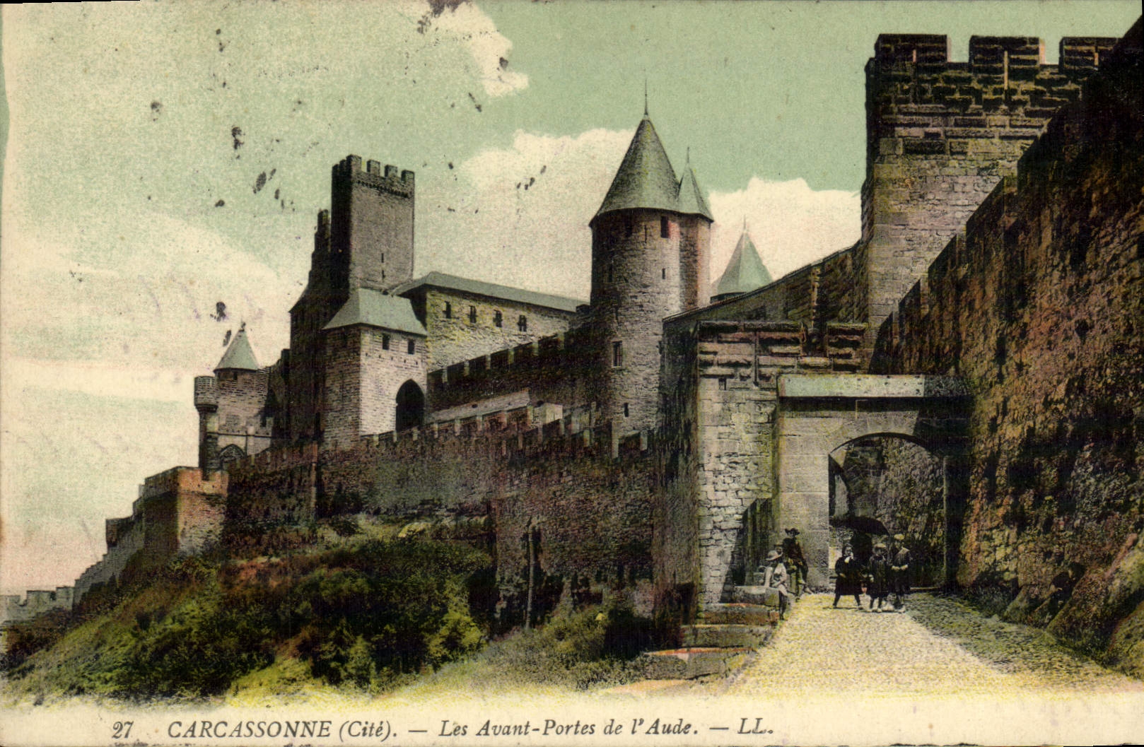 CPA Carcassonne Les Avant portes de l'aude