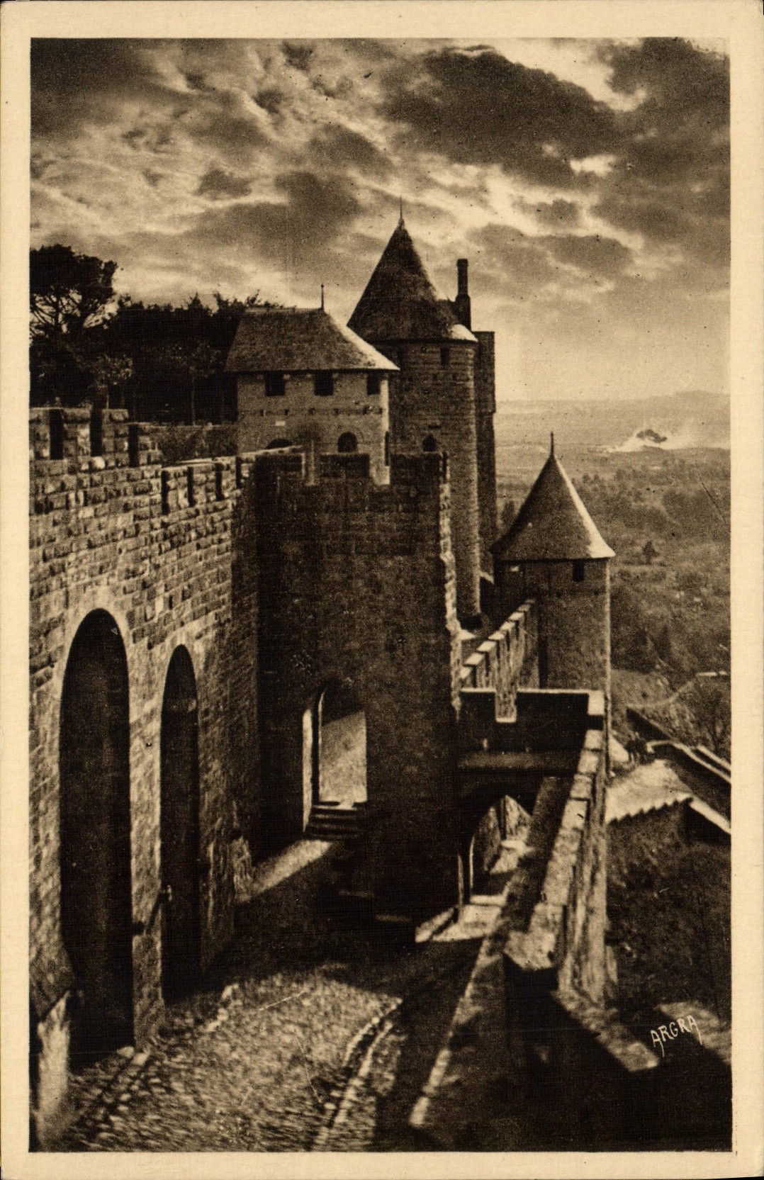 Carcassonne — La Porte du Sénéchal — Arts Graphiques, Toulouse - Recto