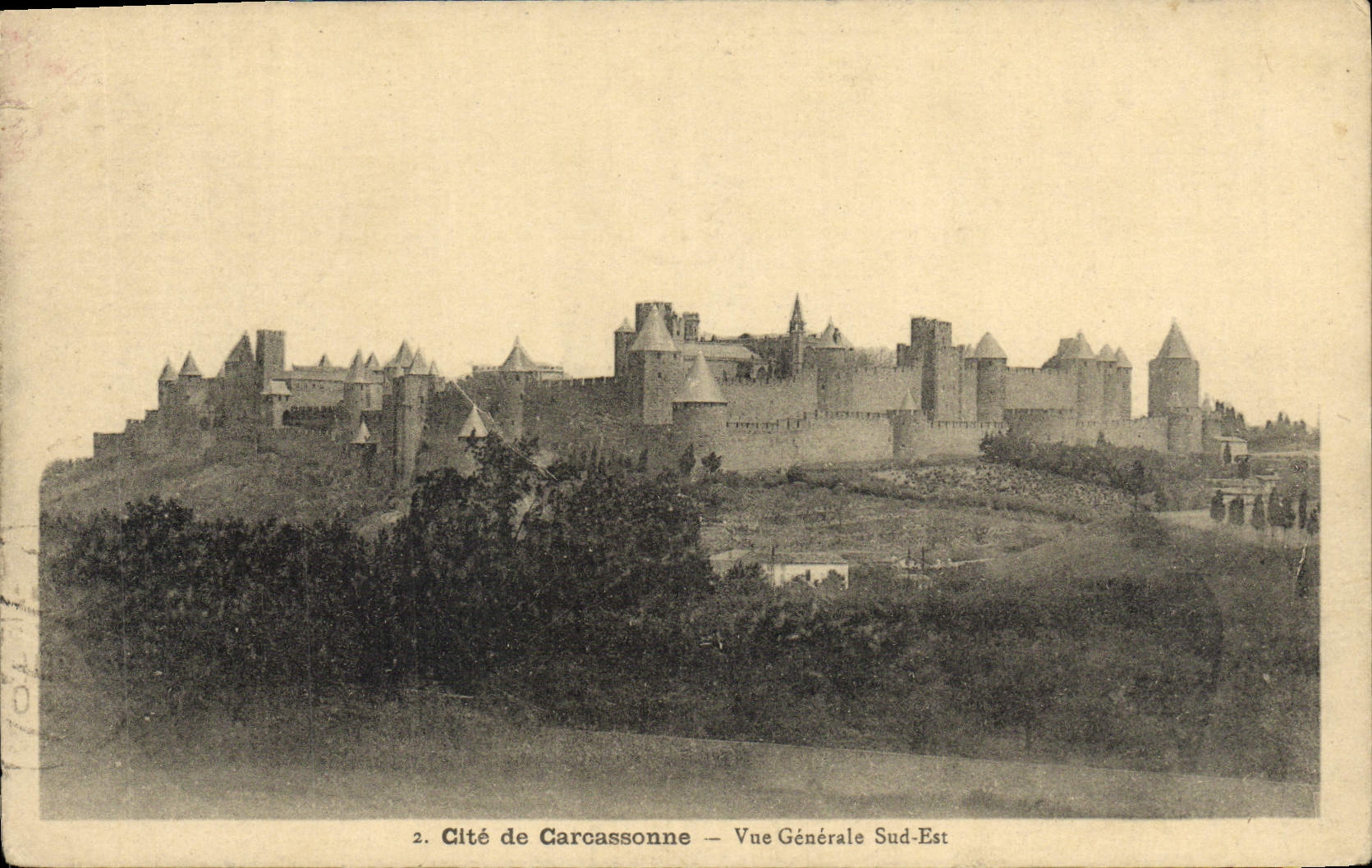 CPA Cite De Carcassonne Vue generale sud est