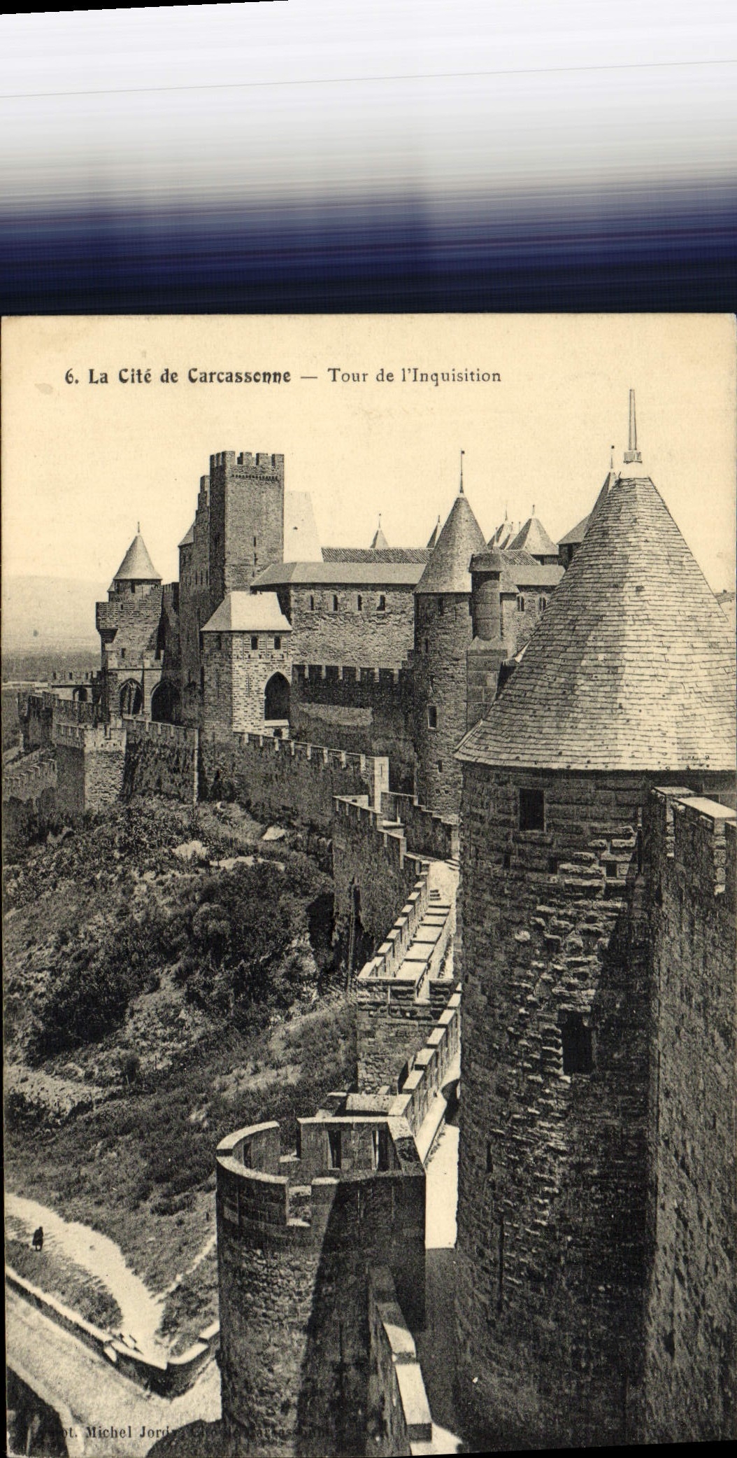 CPA La Cite De Carcassonne Tour de i'inquisition
