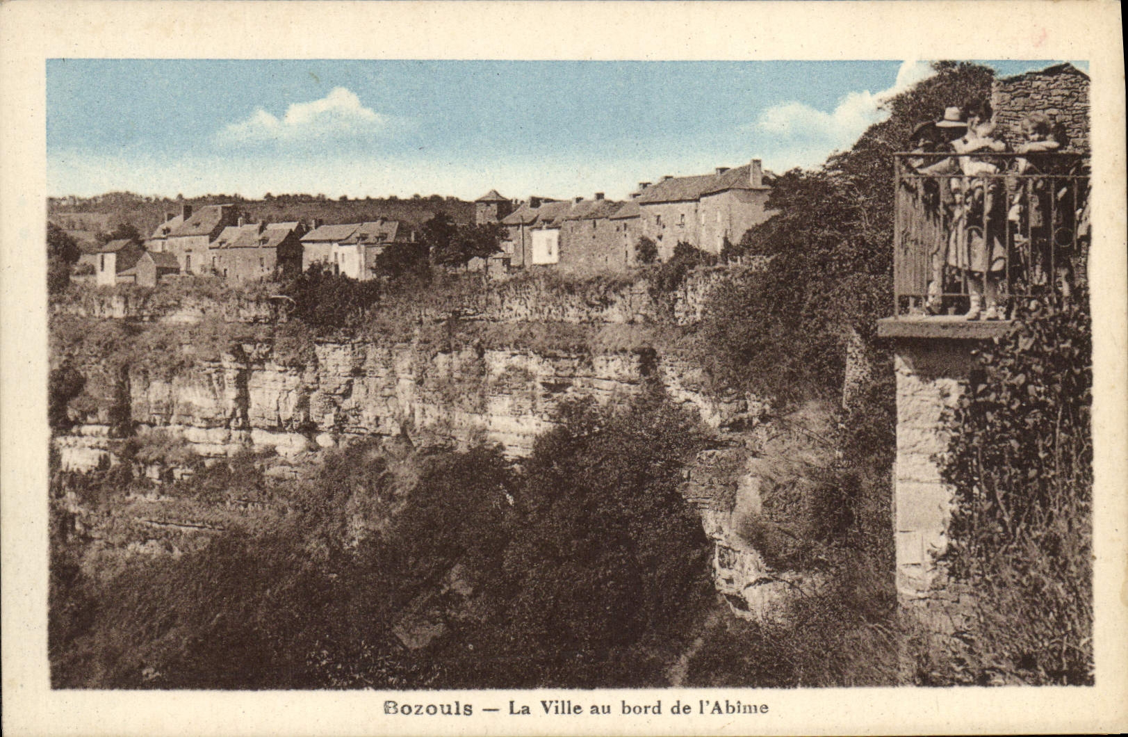 CPA Bozouls La Ville au bord de l'abime