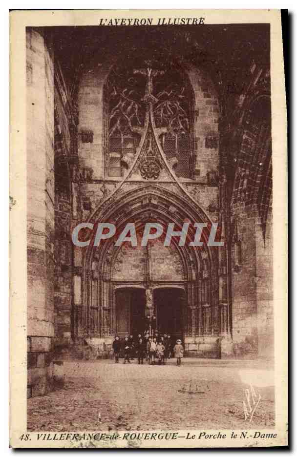 CPA L'Aveyron Illustre Villeranche De Rolergue Le Porche de Notre Dame Enfants