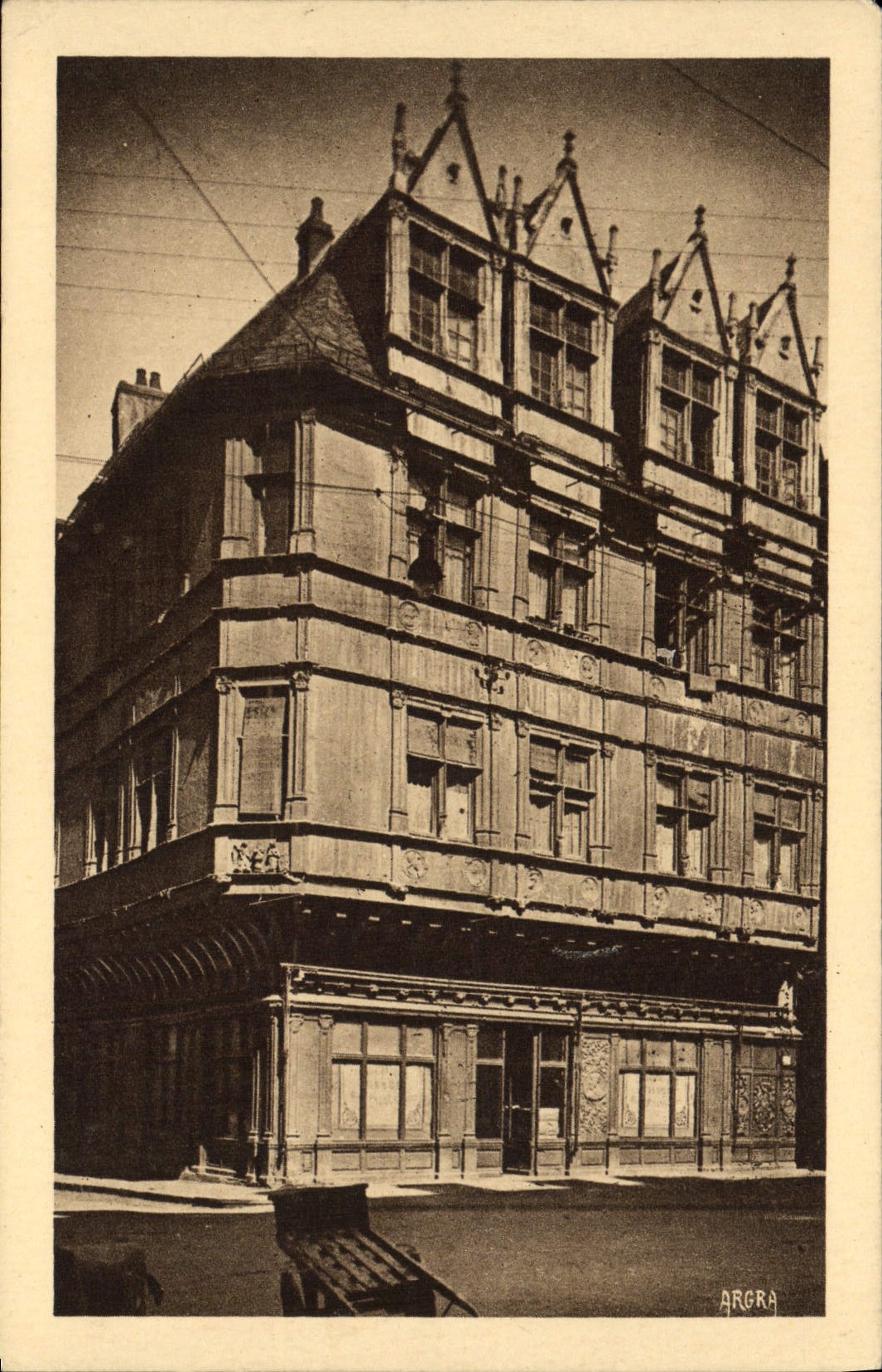 Rodez - Maison d'Armagnac (XVIe siècle) — Arts Graphiques, Toulouse