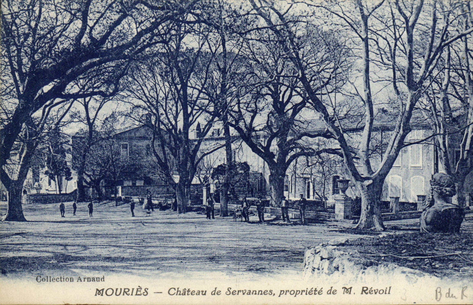 CPA Mouries Chateau De Servannes Propriete de M Revoil 