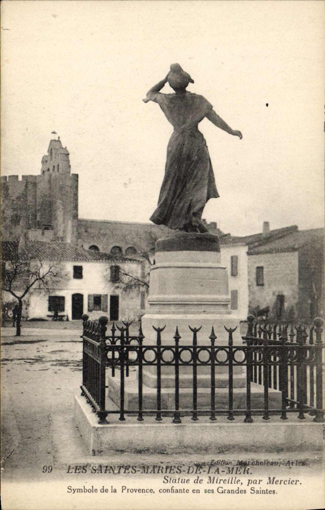 Les Saintes-Maries-de-la-Mer — Statue de Mireille par Mercier — Édition Marcheoleau, Arles