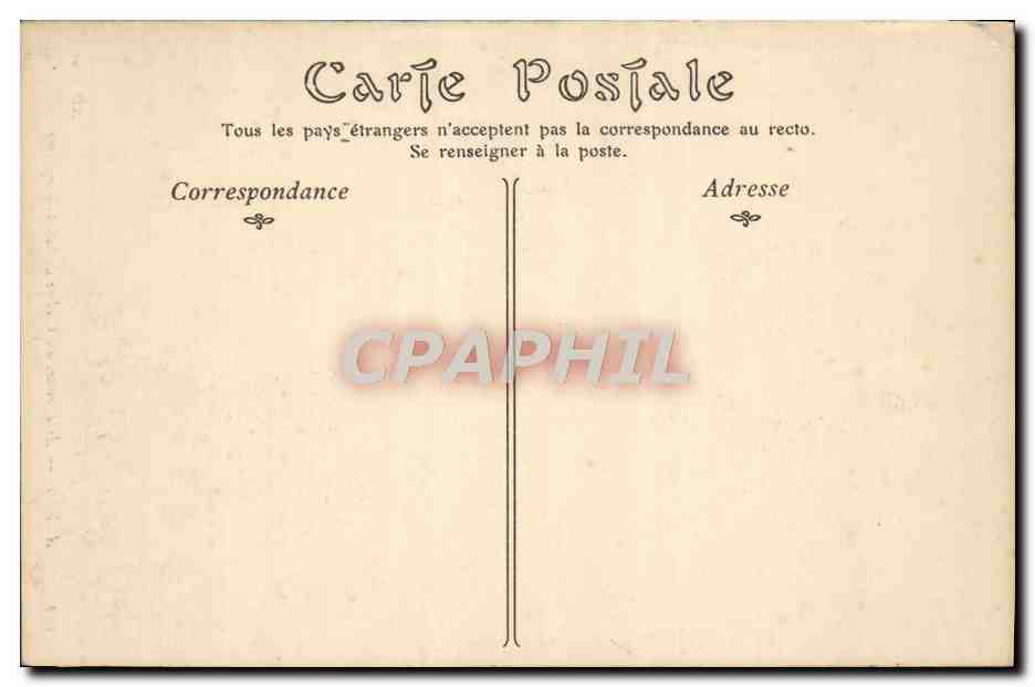 Arles — Arlésiennes au Château de Saint-Trophime — ND Phot — Reverso