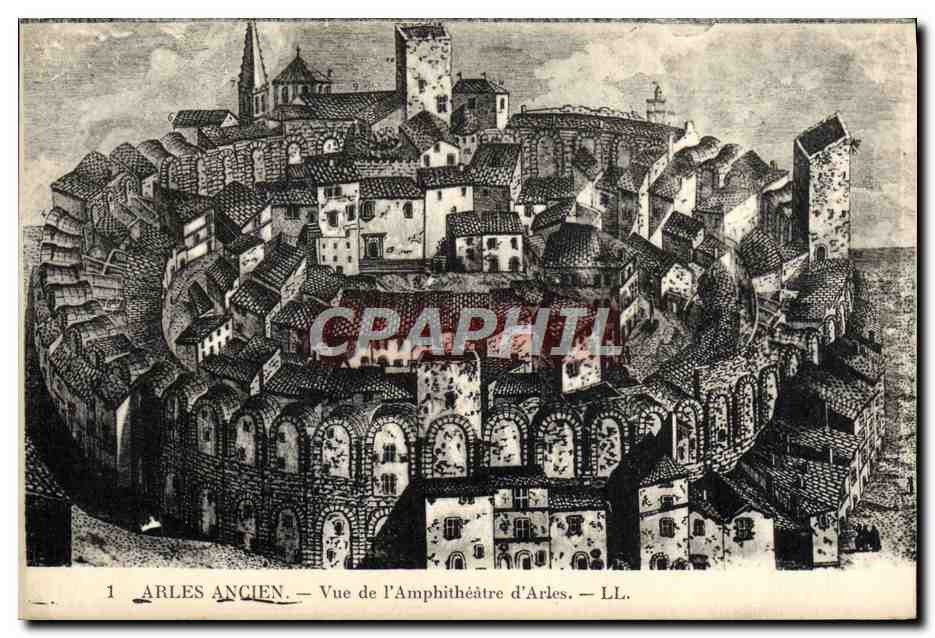 CPA Arles Vue de L'Amphitheatre 