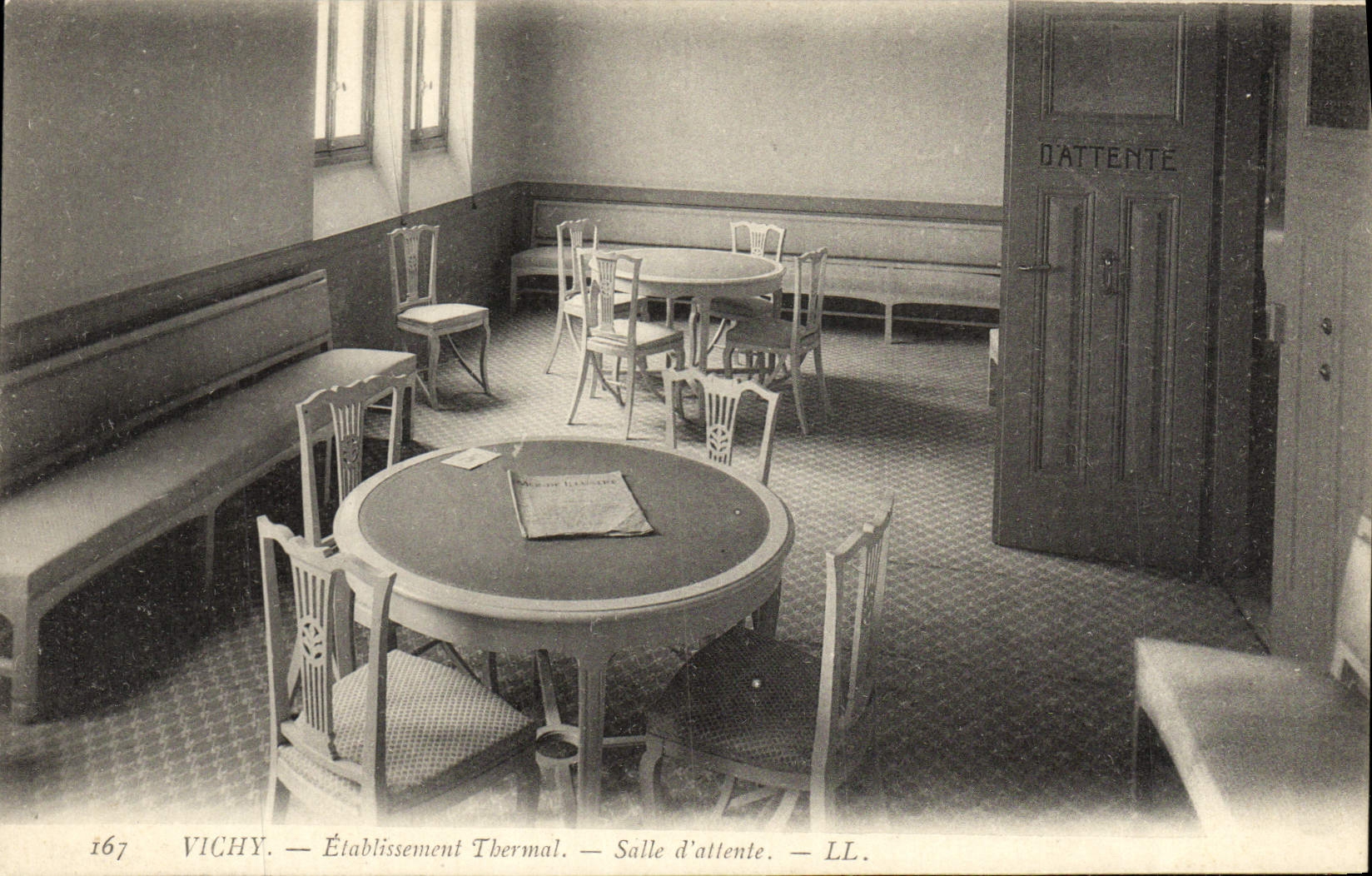 CPA Vichy Etablissement Thermal Salle d'attente 