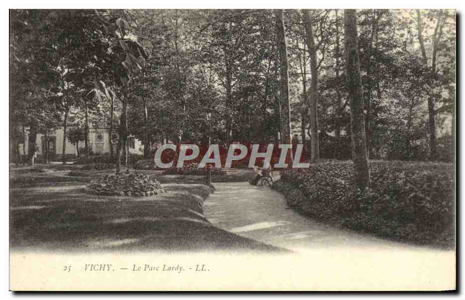 CPA Vichy Le Parc Lardy 