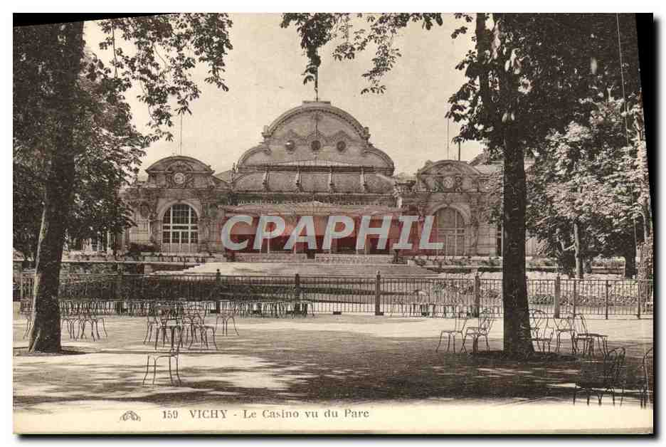 Vichy - Le Casino vu du Parc