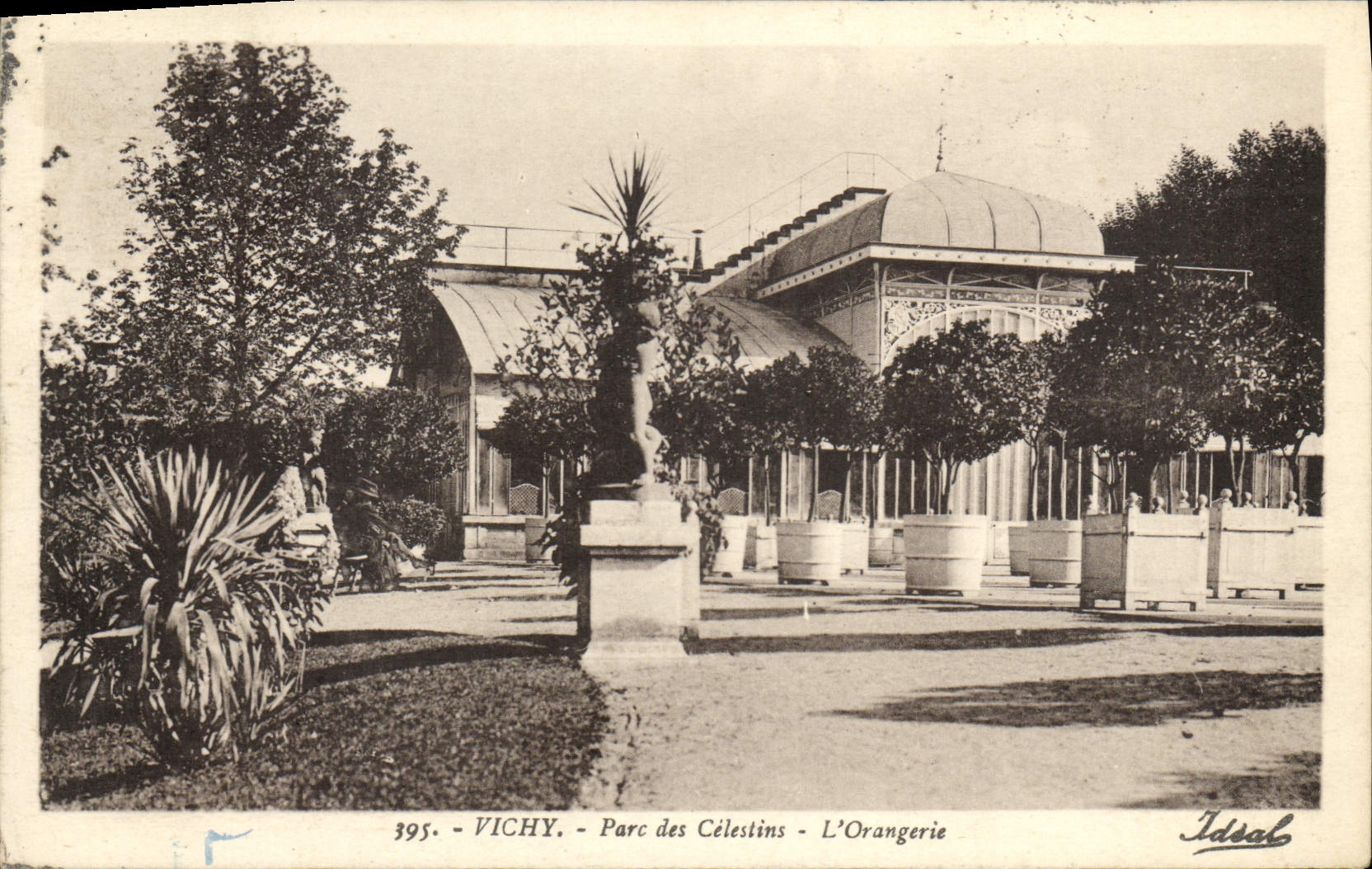 CPA Vichy Parc Des Celestins L'Orangerie