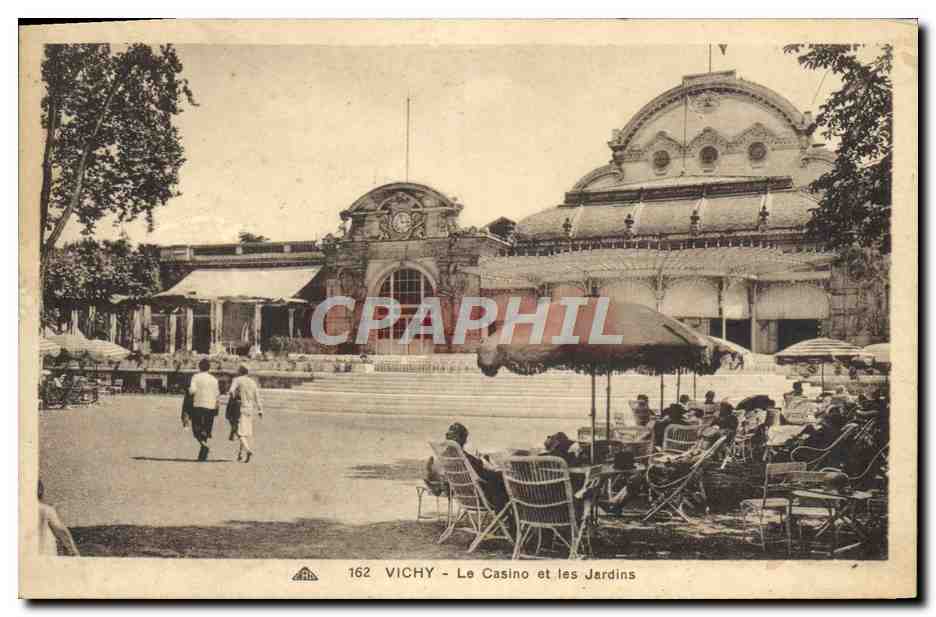 CPA Vichy Le Casino Et les Jardins