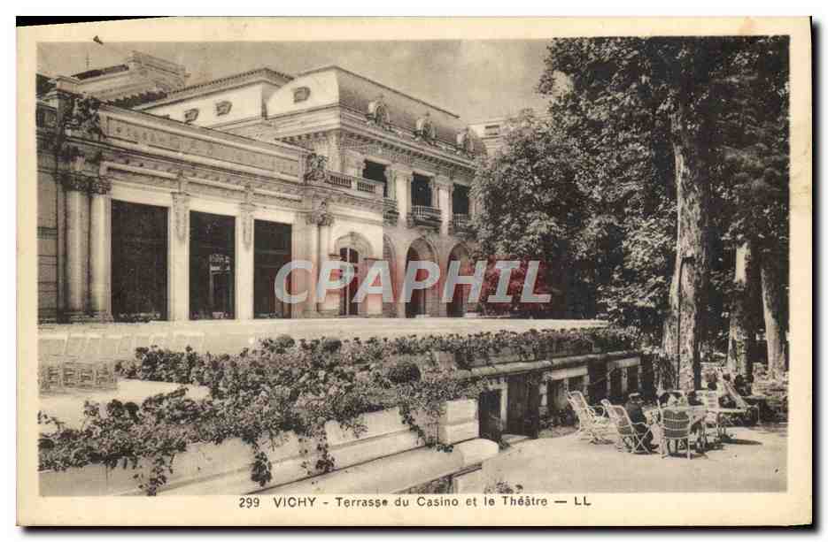CPA Vichy Terrasse du casino et le theatre