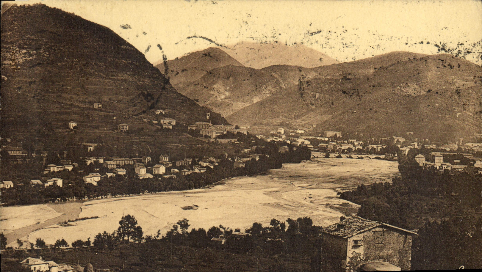 CPA Digne Les Bains Quartier De La Sebe Au Fond Le Blayeul