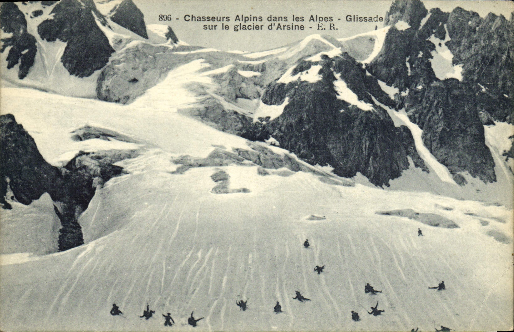 Alpine Jäger in den Alpen — Schlittenfahrt auf dem Arsine-Gletscher — E.R. — n°896