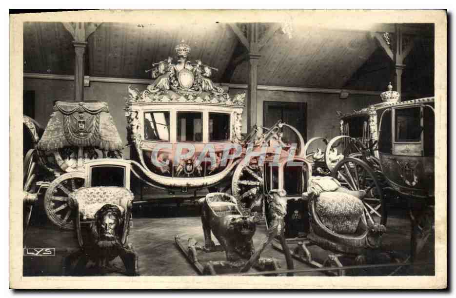 CPA Versailles Musee Des Voitures Carrosse Du Sacre De Charles X