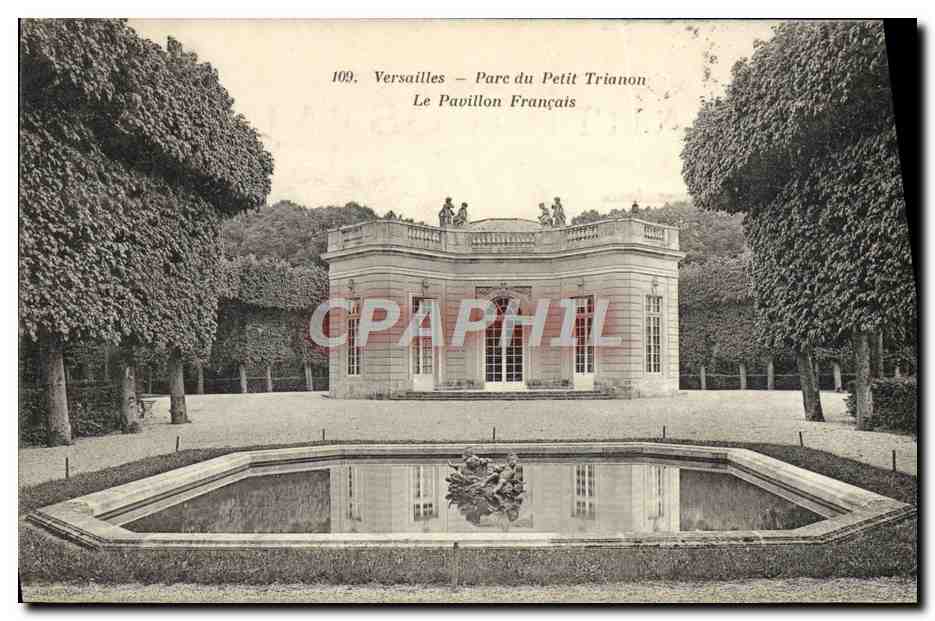 CPA Versailles Parc Du Petit trianon Le Pavillon Francais