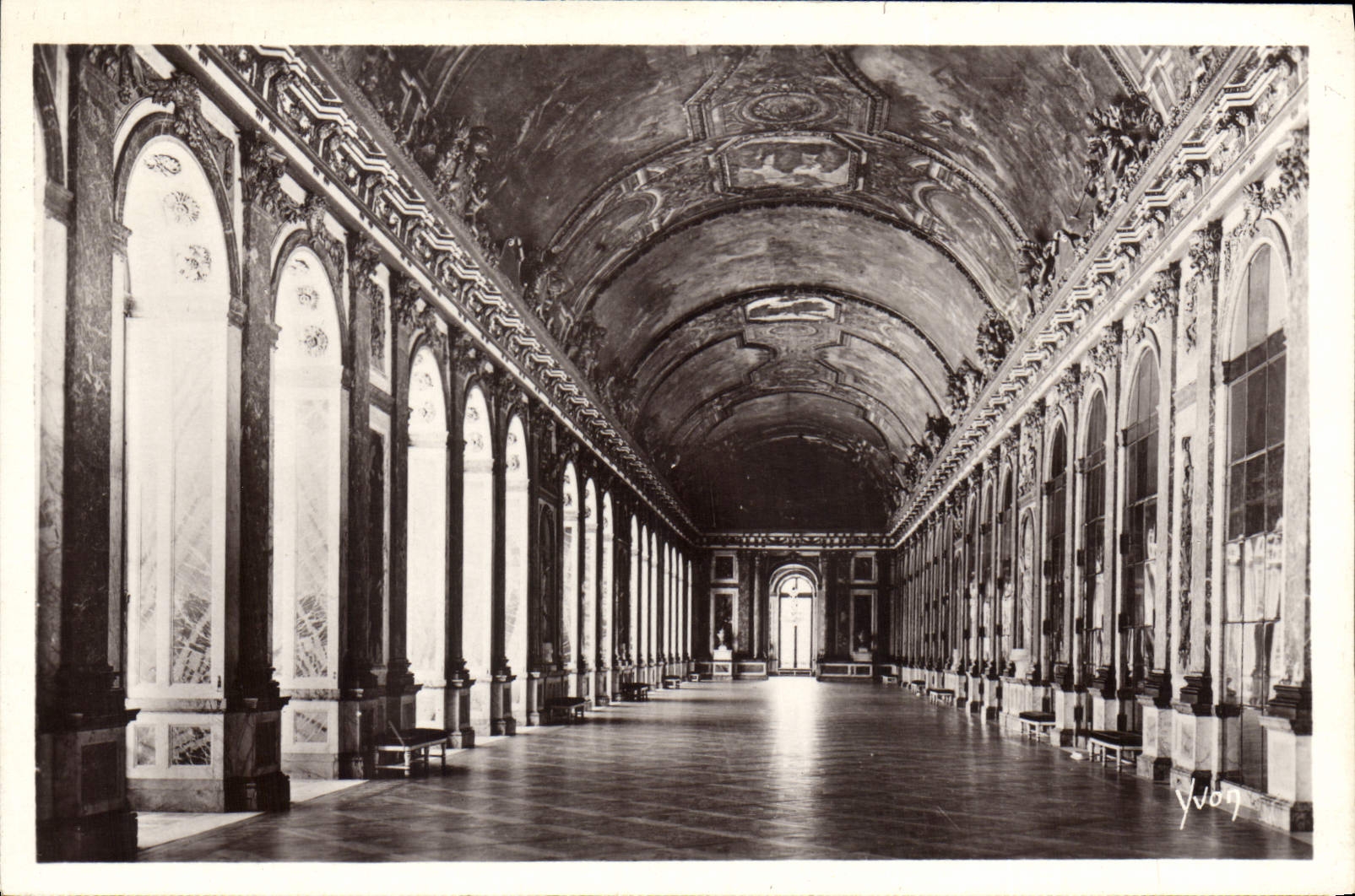 CPA Splendeurs Et Charmes De Versailles Galerie des glaces Salle de la signature de la paix 1919