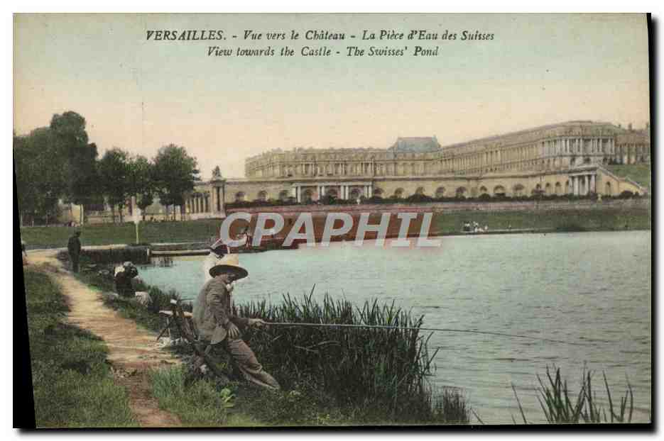 CPA Versailles Vue vers le Chateau La Piece d'Eau des Suisses Peche Pecheur