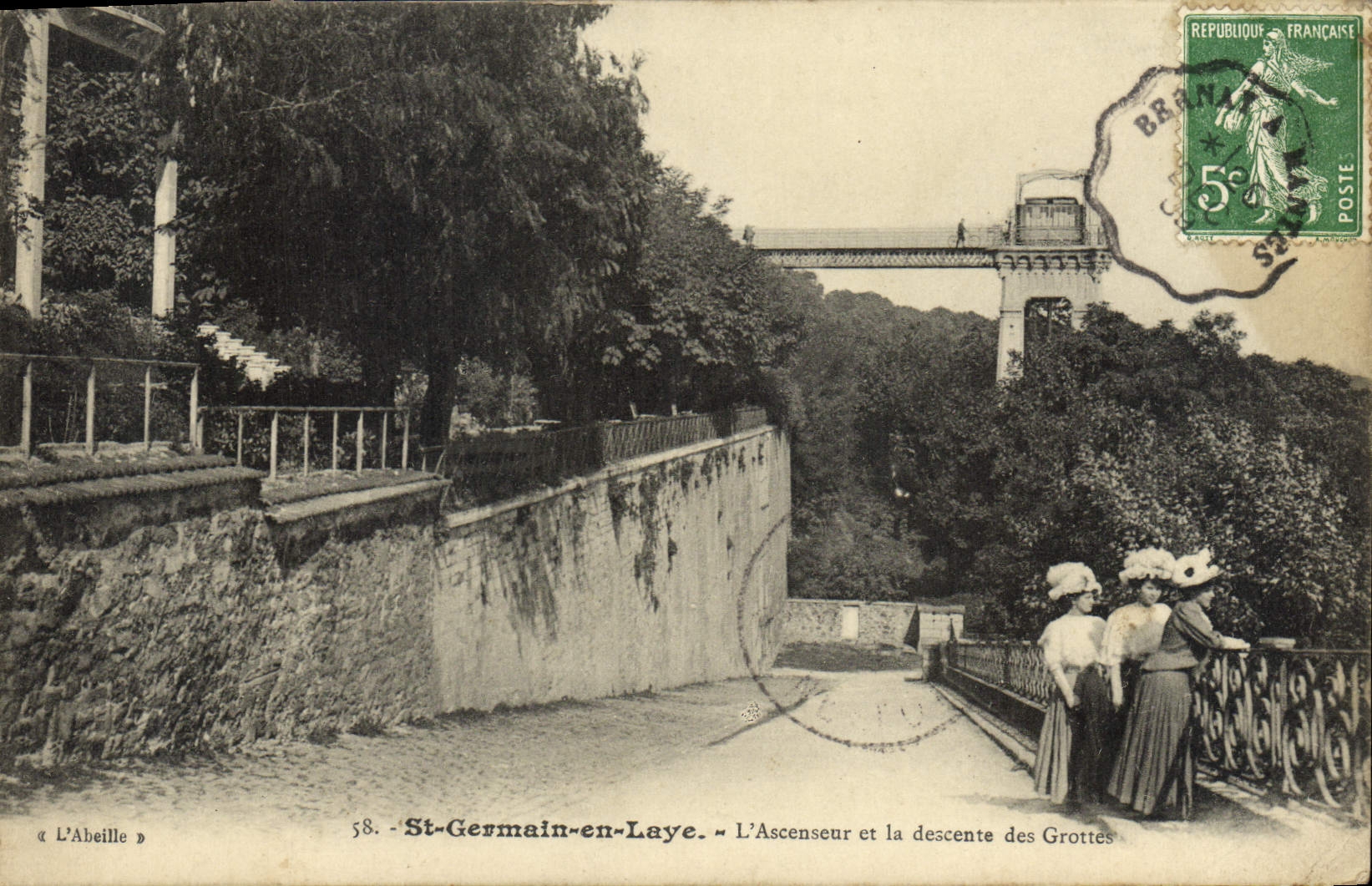 CPA St Germain en Laye L'Ascenseur et la descente des Grottes 