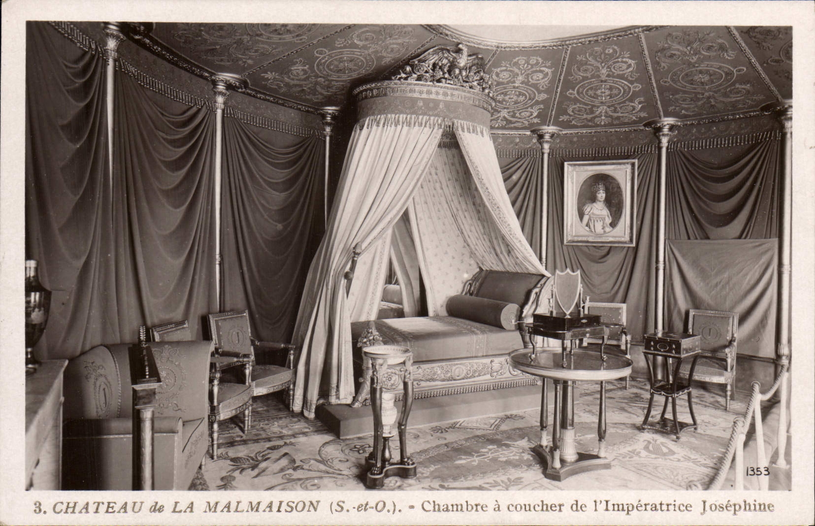 CPA Chateau de la Malmaison Chambre a coucher de l'Imperatrice Josephine 