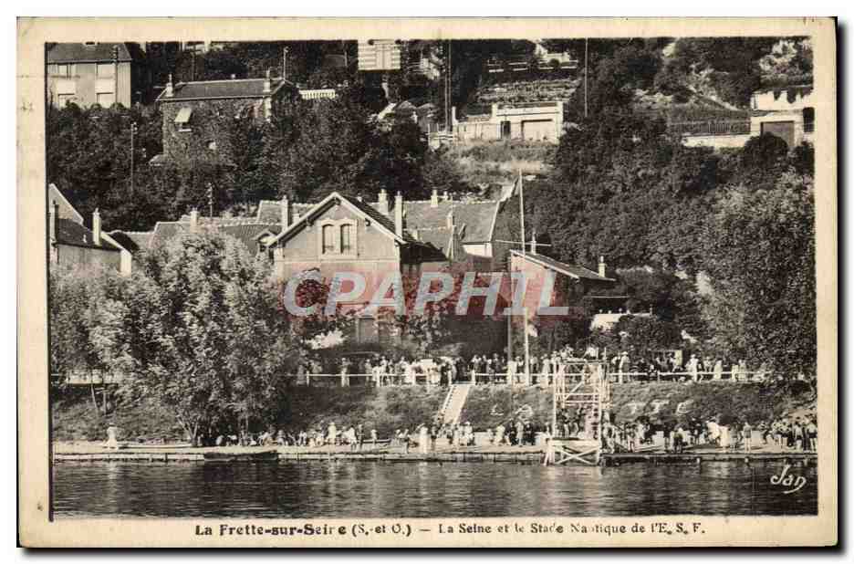 CPA La Frette Sur Seine La Seine et le stade nautique de l'ESF